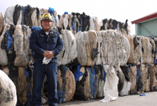 春の廃プラスチック回収作業実施02